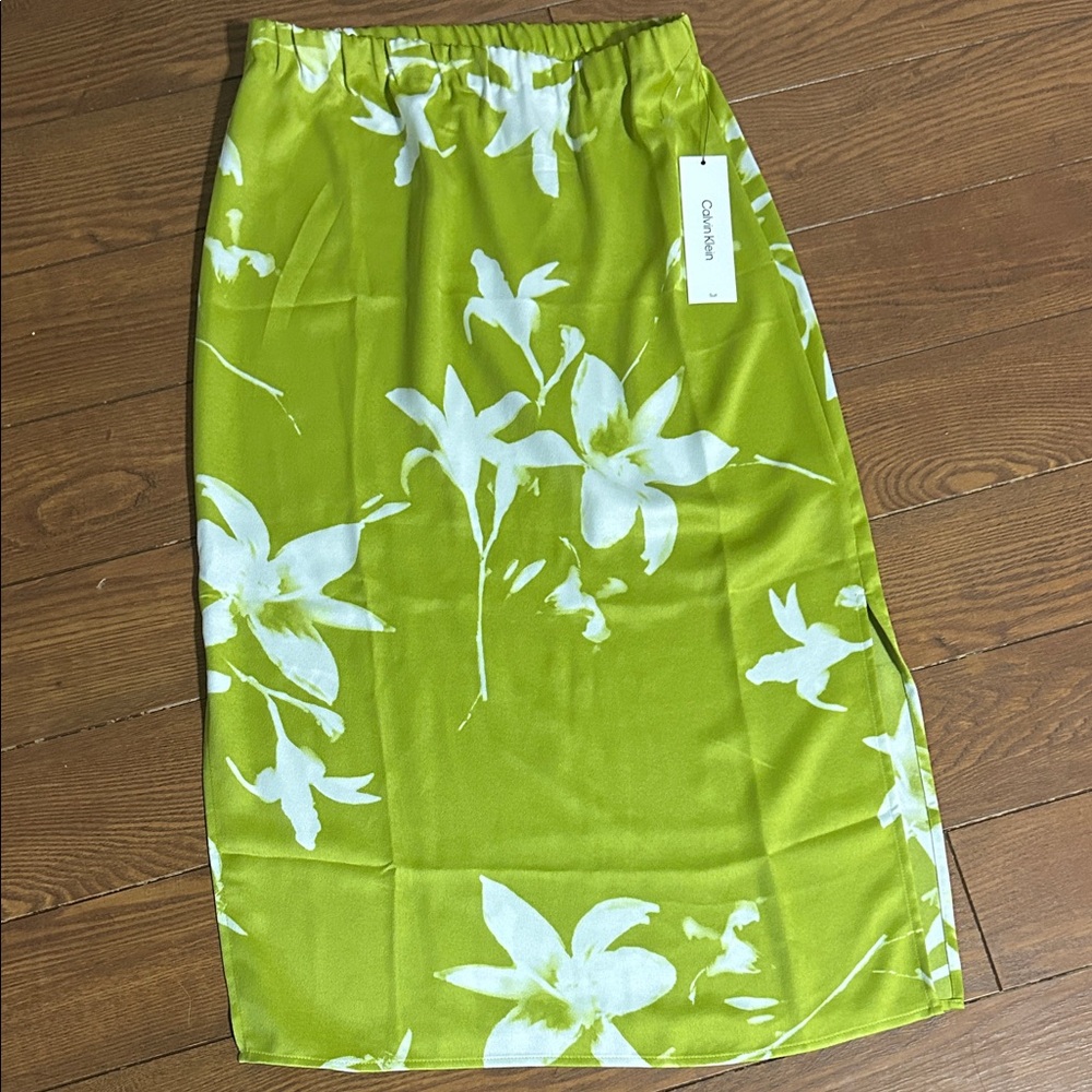 Calvin Klein Lime Green Floral Skirt - Picture 1 of 11
